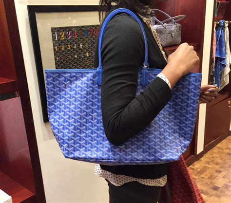 pursebop goyard|Goyard bag.